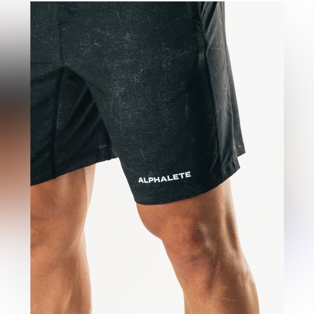 Alphalete Men's Infinity Short 7” -static noise Parallel Athletic Shorts